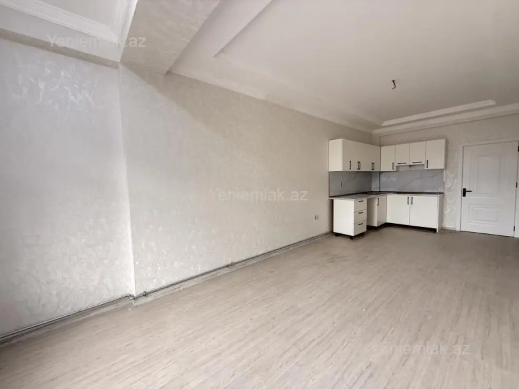 Satılır 2 otaqlı yeni tikili 73 m²