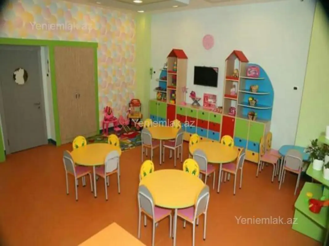 Satılır 10 otaqlı obyekt 440 m²