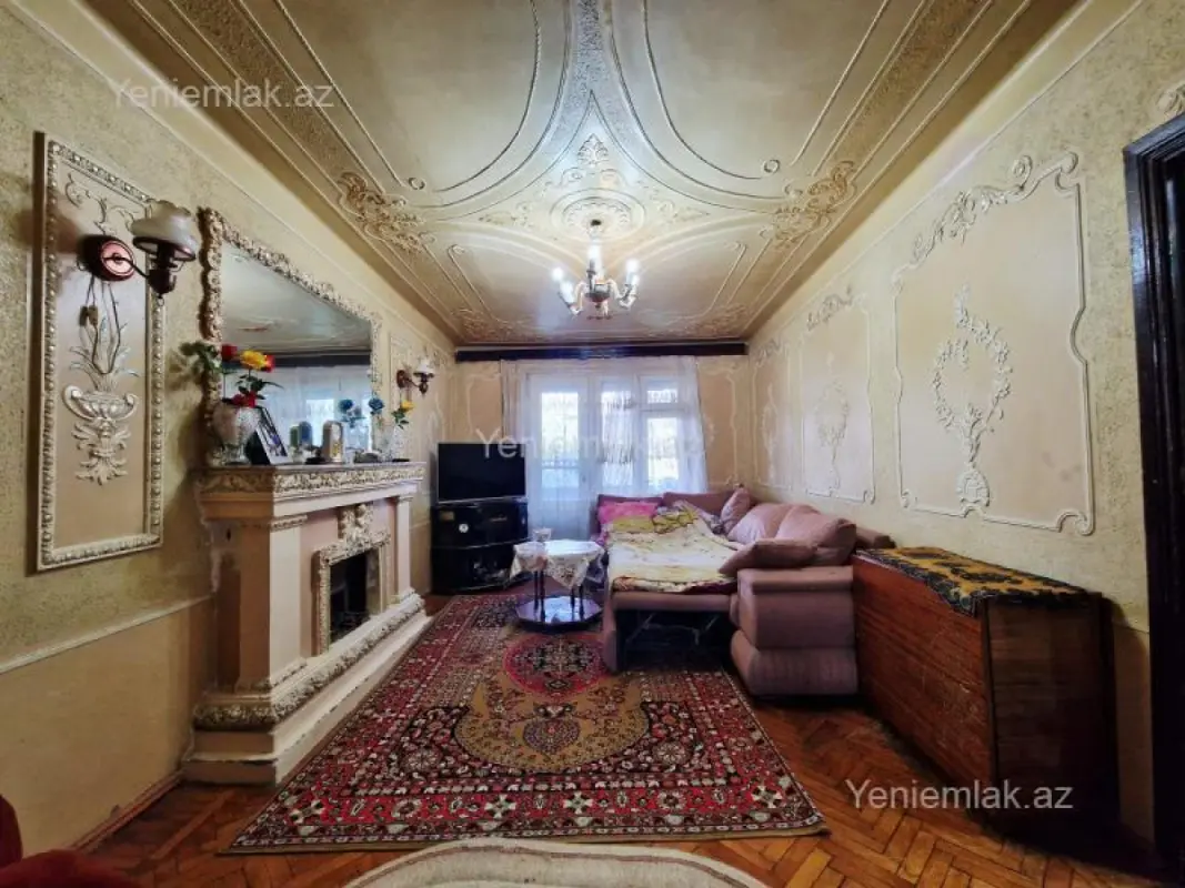 Satılır 3 otaqlı köhnə tikili 70 m²