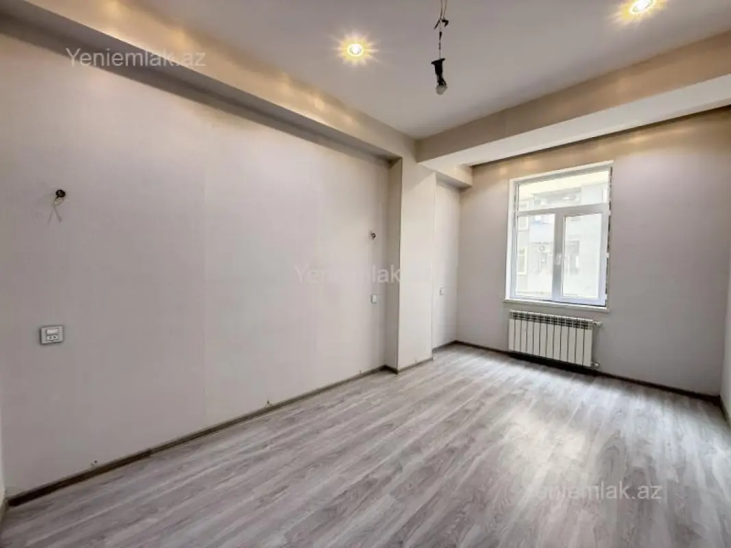 Satılır 2 otaqlı yeni tikili 61 m²