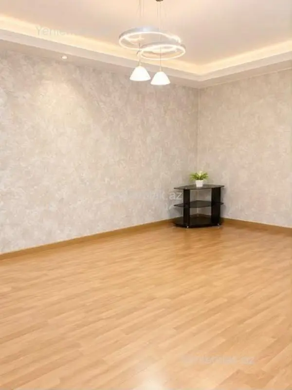 Satılır 2 otaqlı yeni tikili 55 m²
