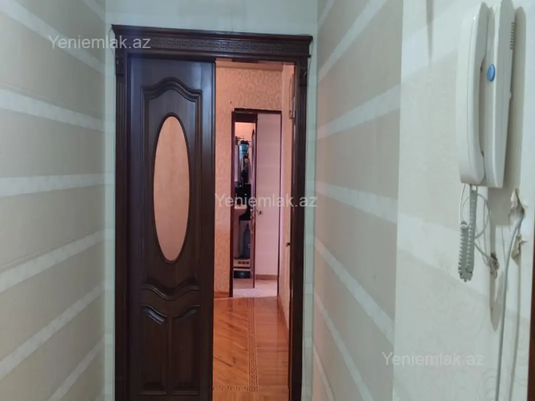 Satılır 3 otaqlı yeni tikili