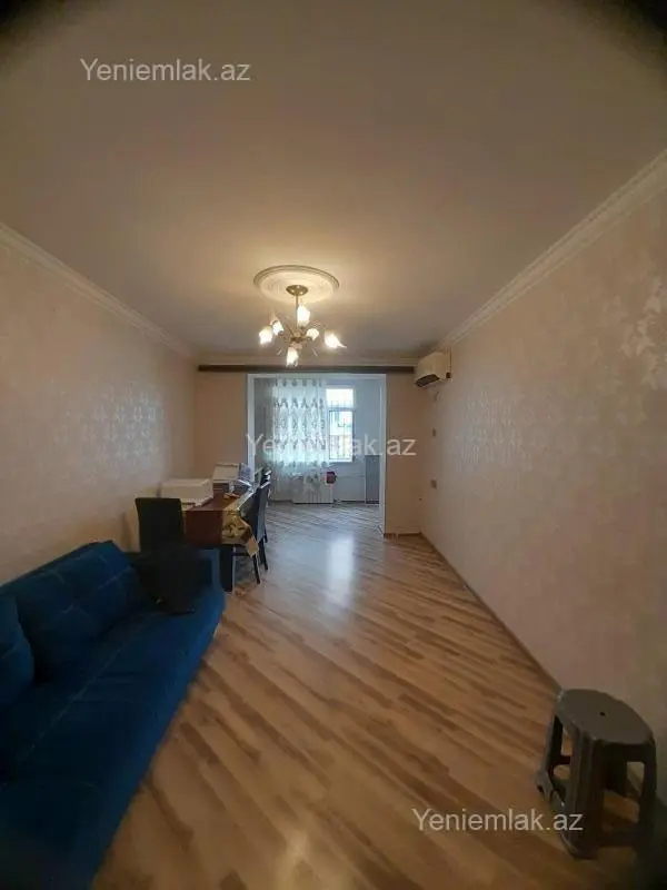 Satılır 2 otaqlı köhnə tikili 55 m²