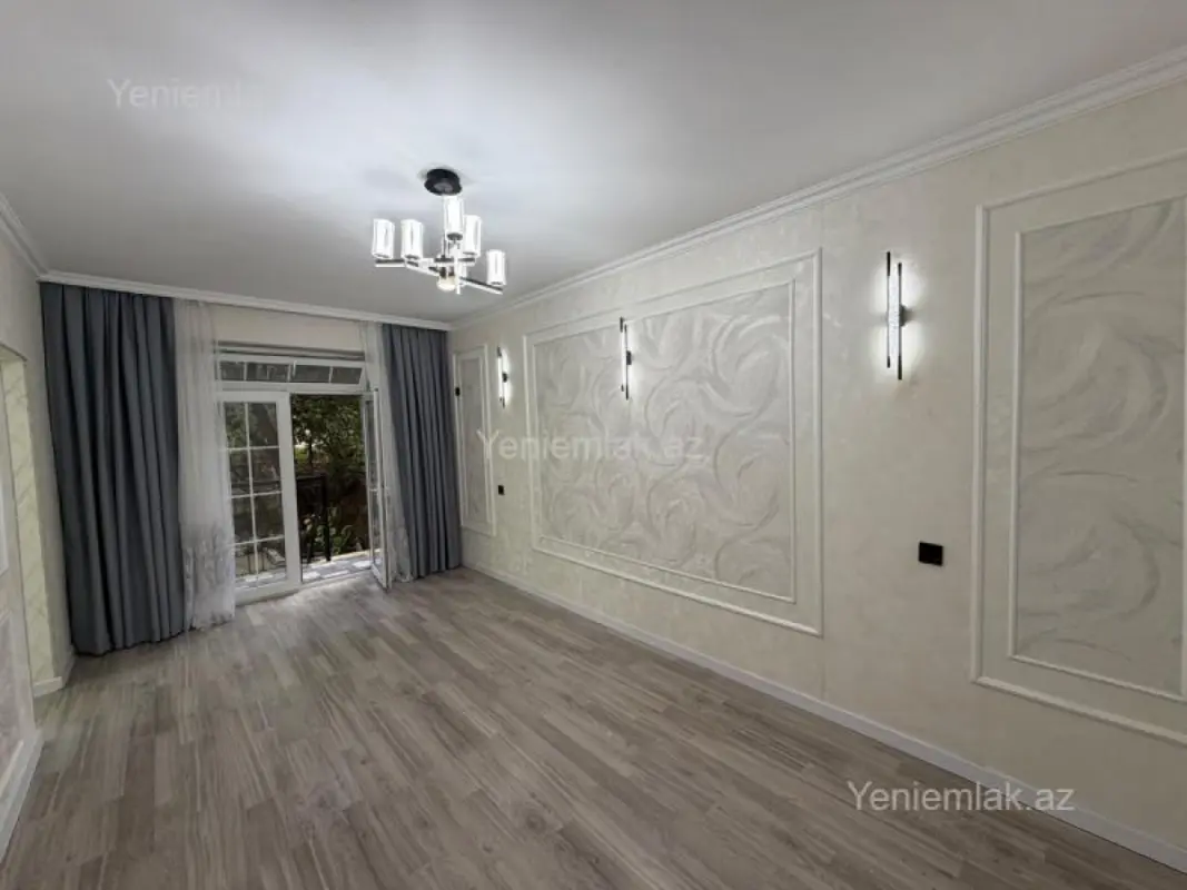 Satılır 3 otaqlı köhnə tikili 70 m²