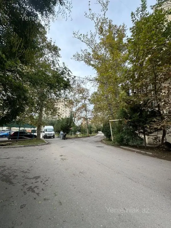 Satılır 3 otaqlı köhnə tikili 70 m²