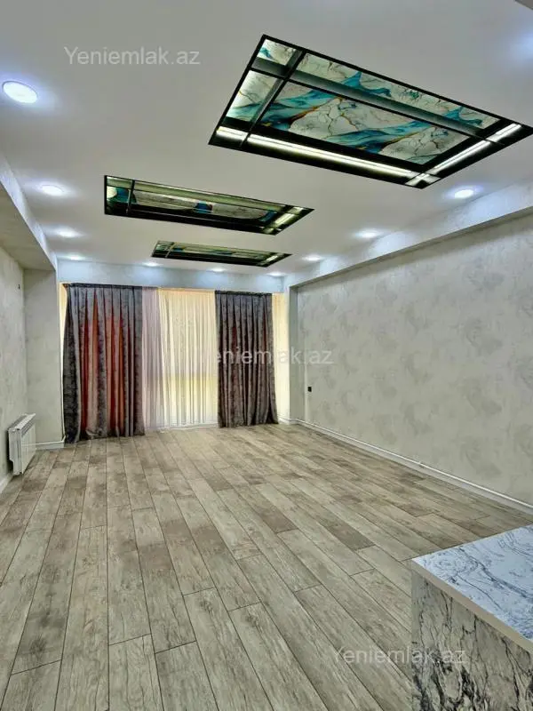 Satılır 3 otaqlı yeni tikili 75 m²