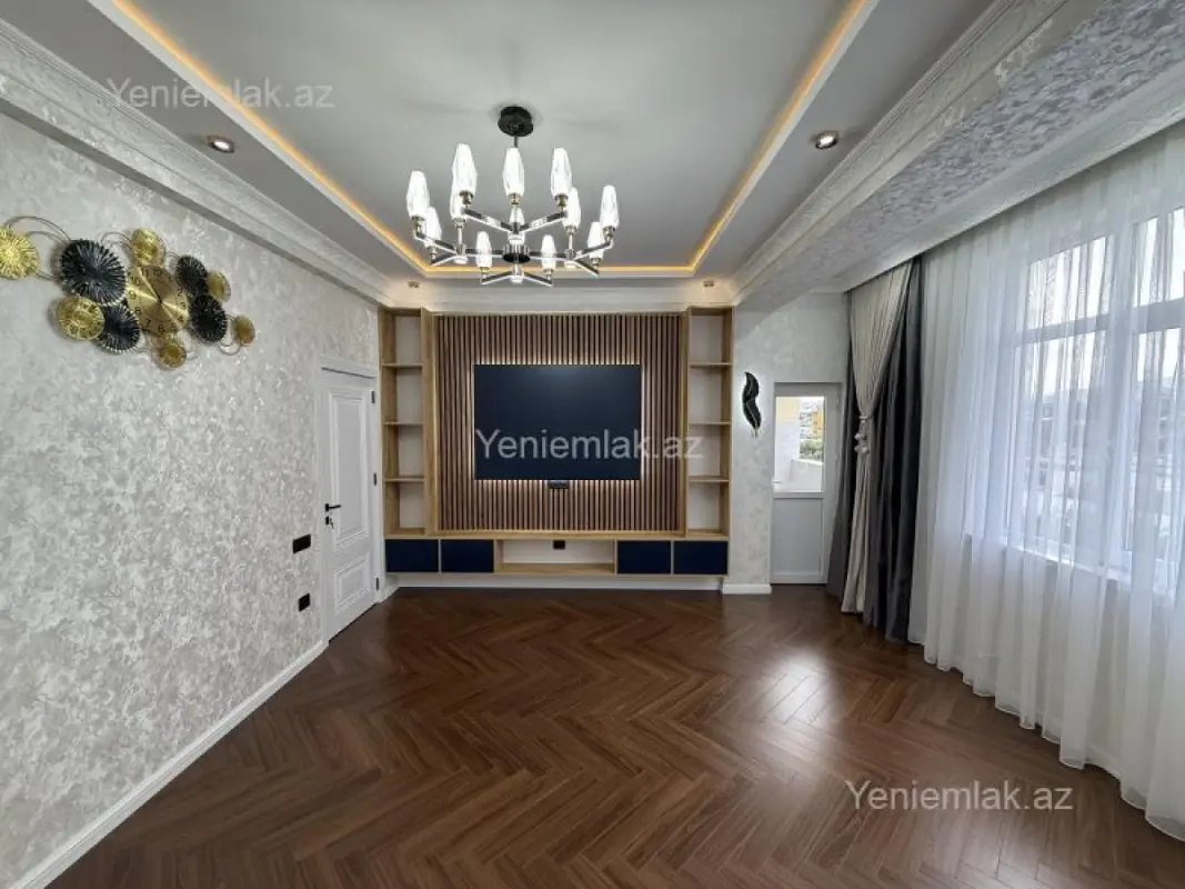 Satılır 3 otaqlı yeni tikili 108 m²