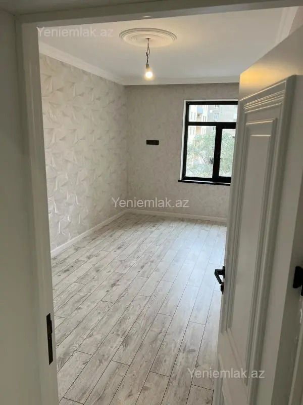 Satılır 4 otaqlı yeni tikili 90 m²