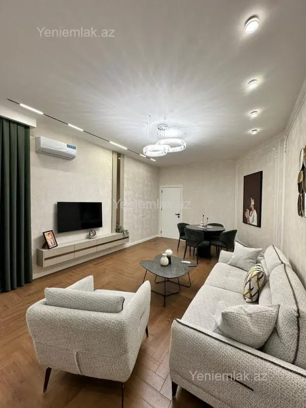 Satılır 3 otaqlı yeni tikili 88 m²