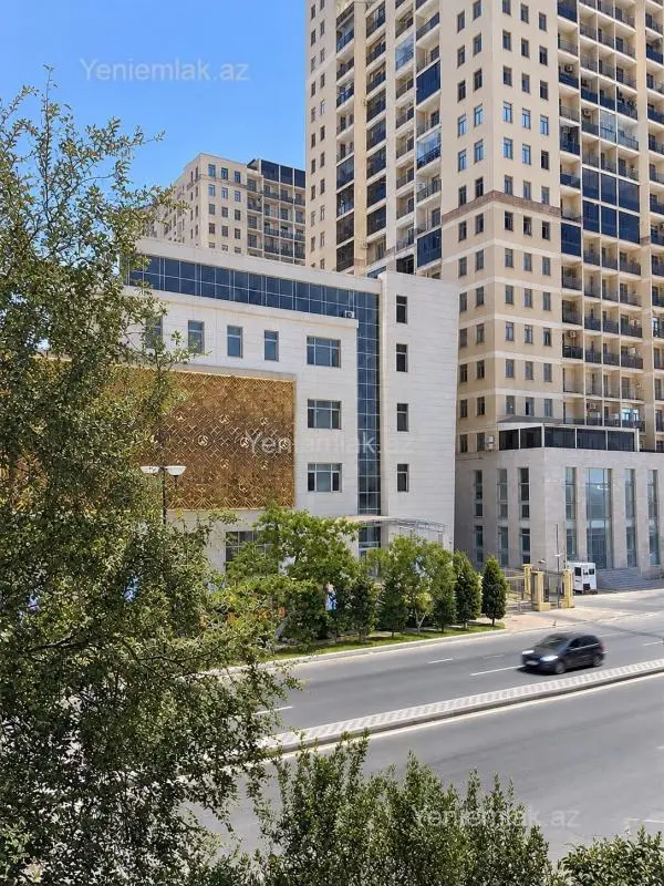 Satılır 2 otaqlı köhnə tikili 55 m²