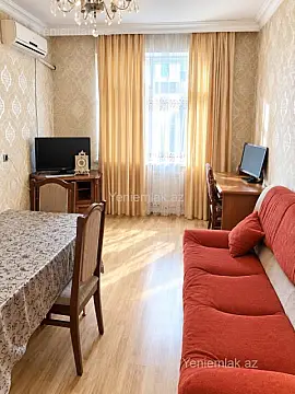 Satılır 3 otaqlı köhnə tikili 85 m² — Bakı, Binəqədi 3 otaq 85.00 m²