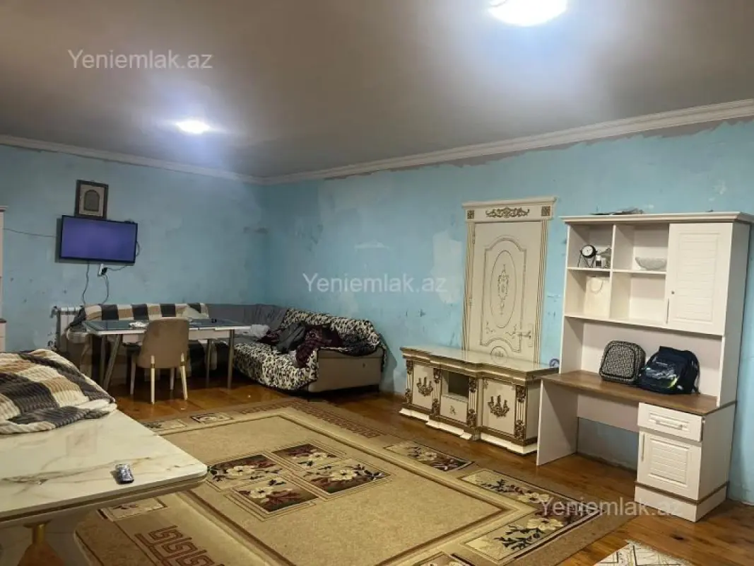 Satılır 5 otaqlı həyət evi 145 m²