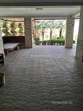 Satılır 7 otaqlı həyət evi 450 m²