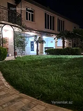Satılır 7 otaqlı həyət evi 450 m²