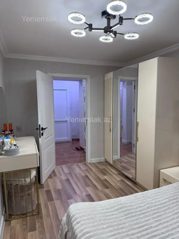 Satılır 2 otaqlı köhnə tikili 45 m²