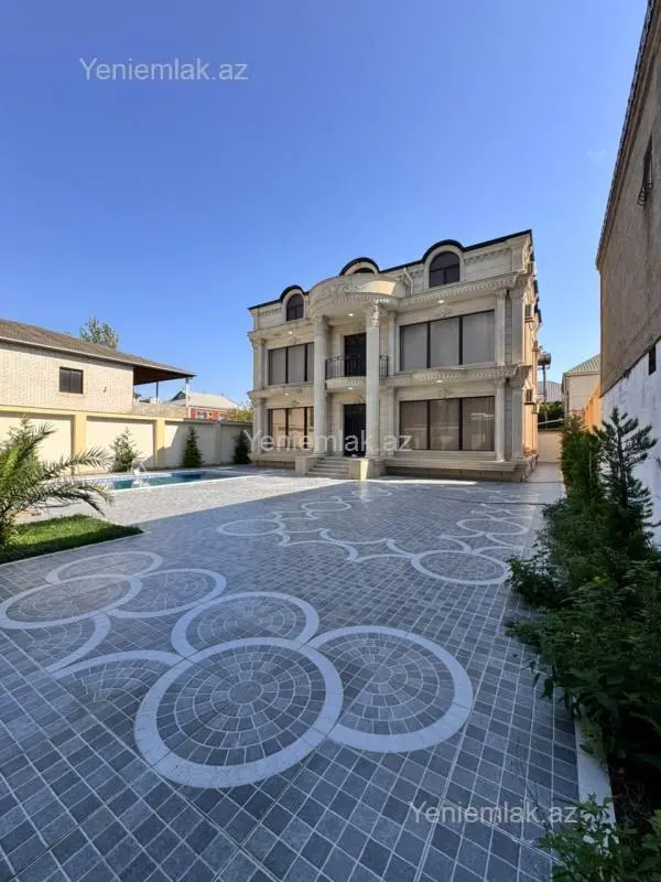 Satılır 7 otaqlı həyət evi 400 m²