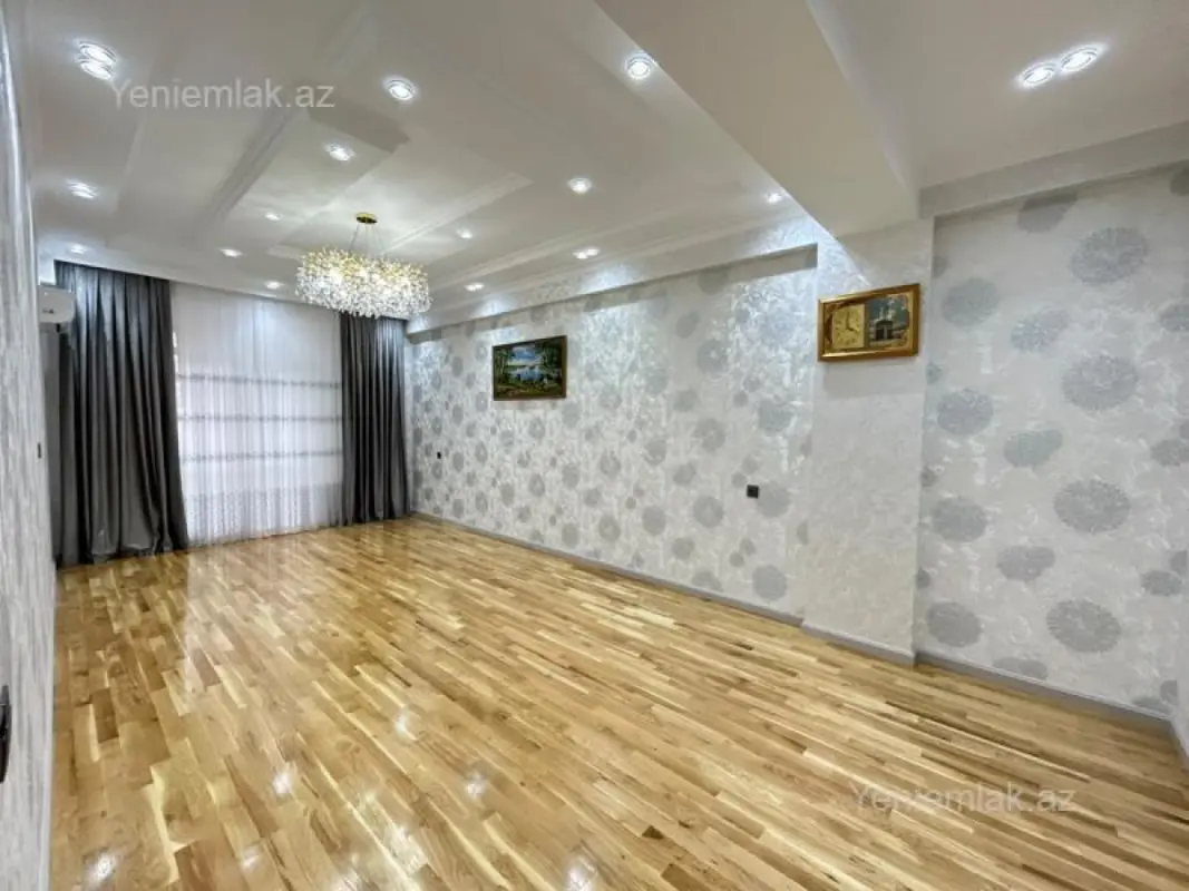 Satılır 3 otaqlı yeni tikili 128 m²