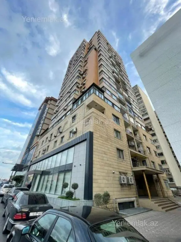 Satılır 3 otaqlı yeni tikili 119 m²