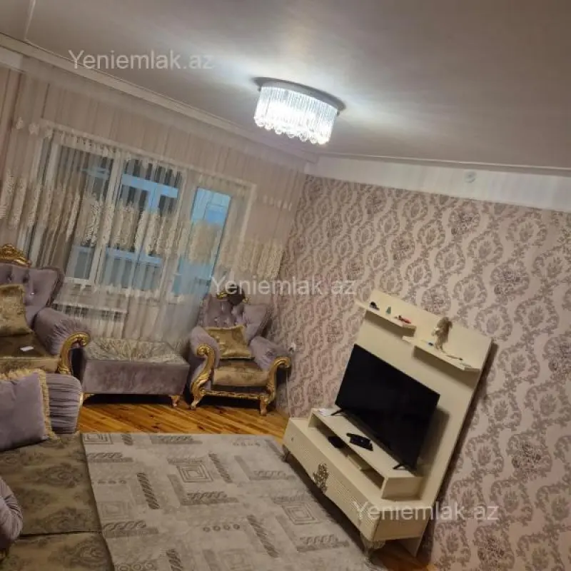 Satılır 5 otaqlı köhnə tikili 110 m²