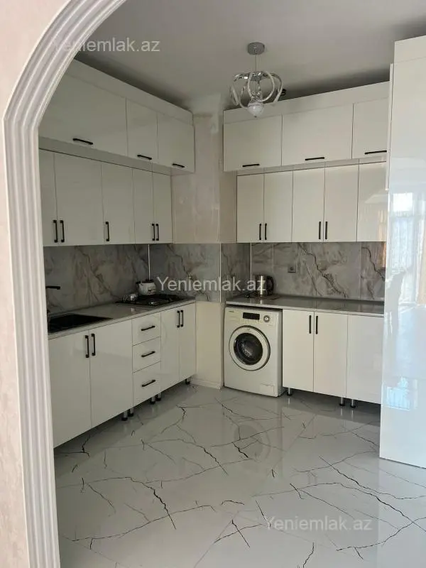Satılır 3 otaqlı yeni tikili 90 m²