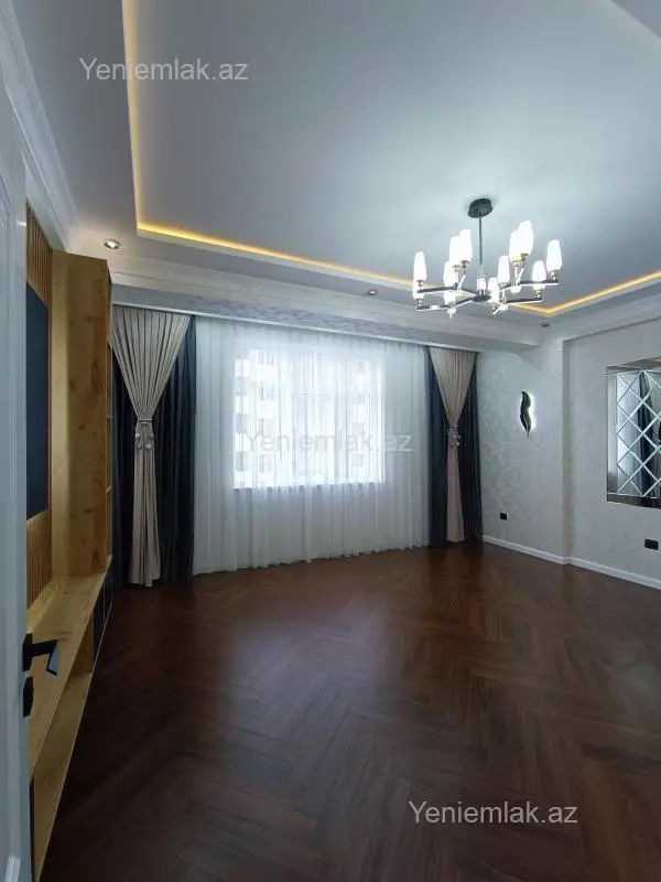 Satılır 3 otaqlı yeni tikili 108 m²