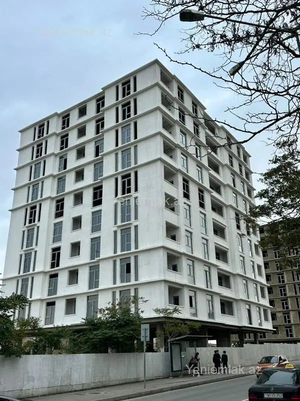 Satılır 3 otaqlı yeni tikili 122 m²