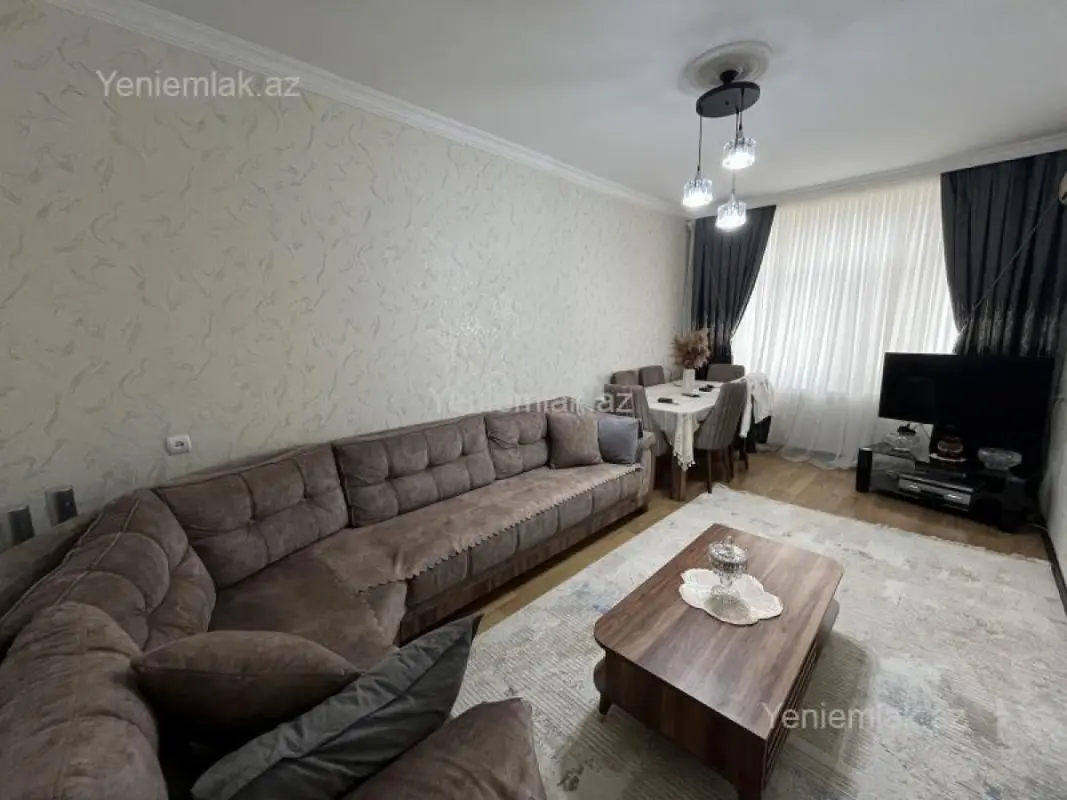 Satılır 3 otaqlı köhnə tikili 70 m²