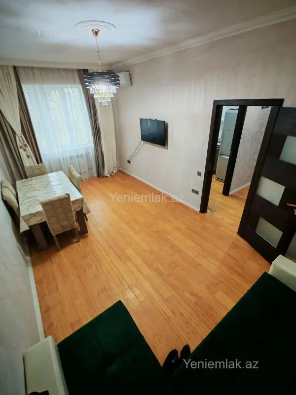 Satılır 2 otaqlı yeni tikili 60 m²