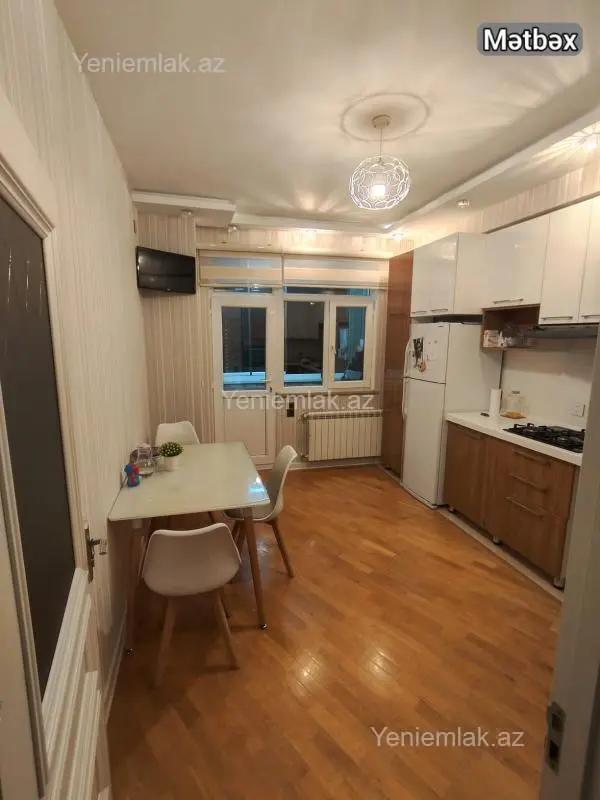 Satılır 4 otaqlı yeni tikili 111 m²