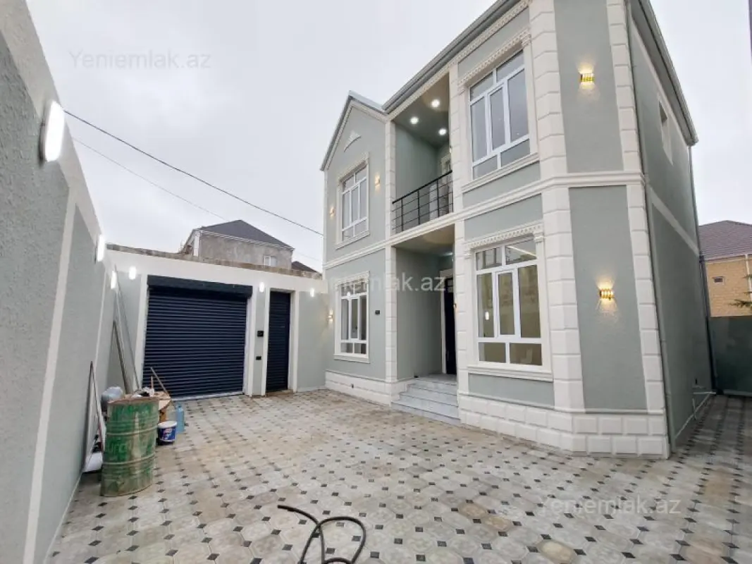 Satılır 6 otaqlı həyət evi 200 m²