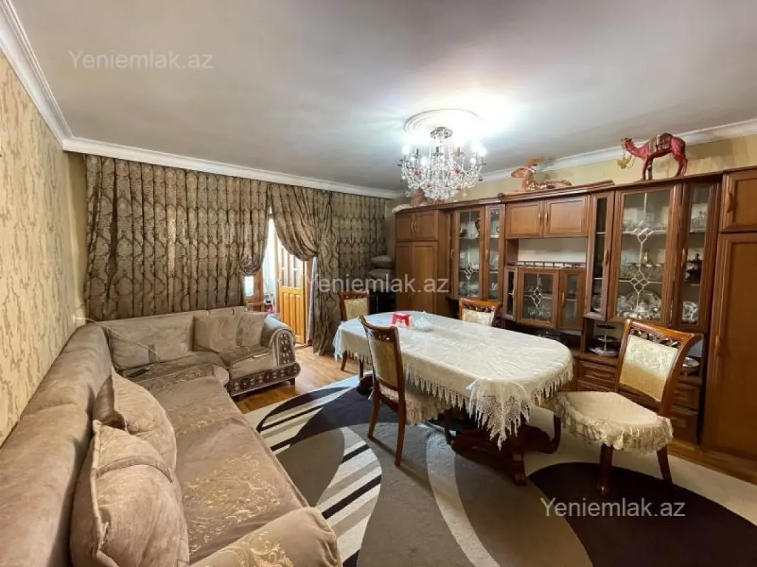 Satılır 2 otaqlı köhnə tikili 50 m²