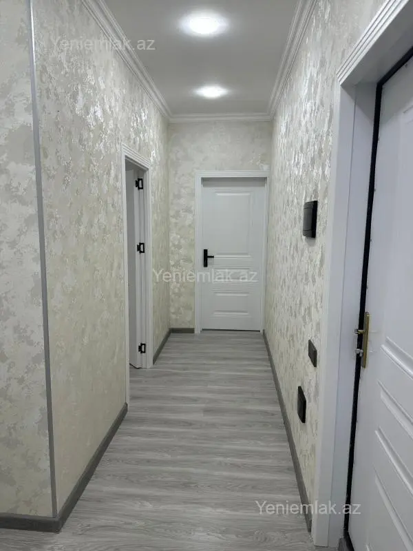 Satılır 2 otaqlı köhnə tikili 63 m²