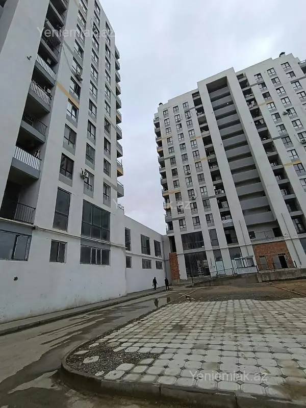 Satılır 3 otaqlı yeni tikili 107 m²