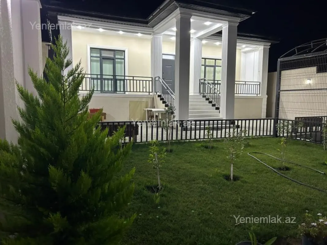 Satılır 4 otaqlı həyət evi 160 m²