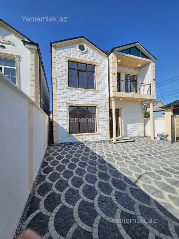 Satılır 4 otaqlı həyət evi 180 m²