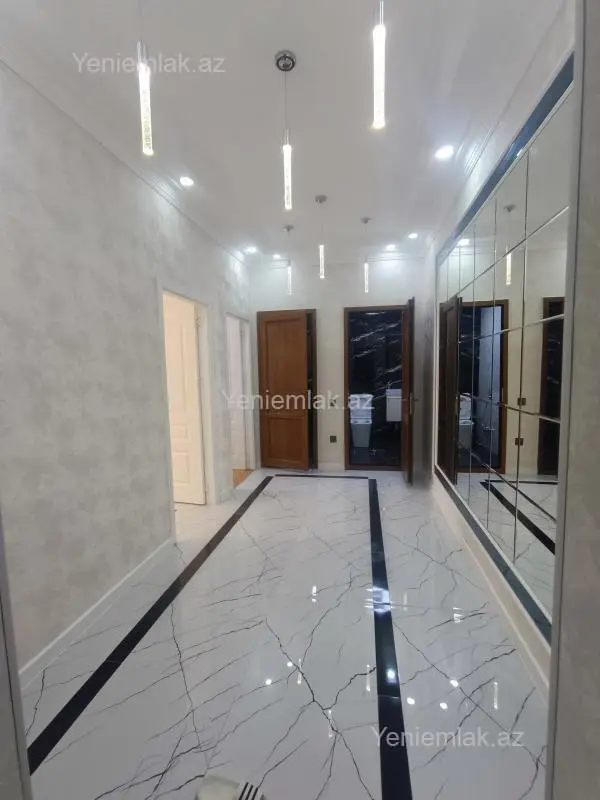 Satılır 2 otaqlı yeni tikili 65 m²