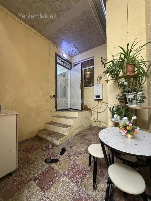 Satılır 2 otaqlı həyət evi 60 m²
