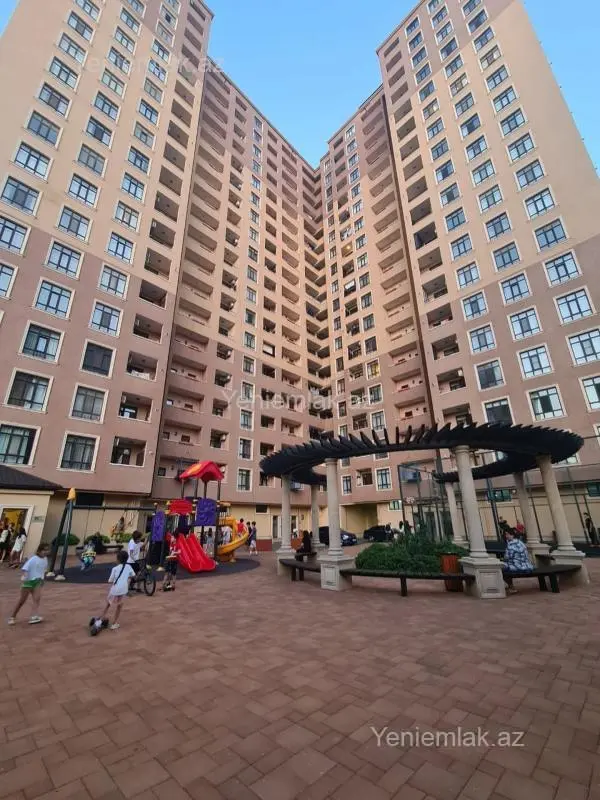 Satılır 2 otaqlı yeni tikili 66 m²
