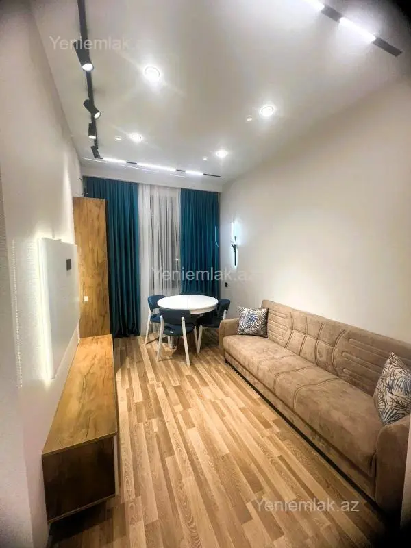 Satılır 2 otaqlı yeni tikili 40 m²