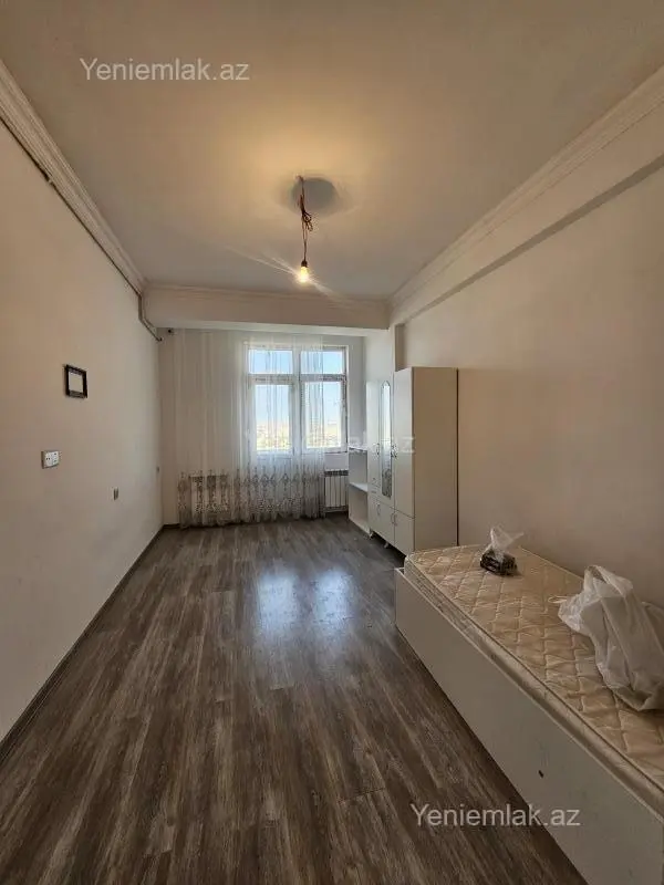 Satılır 1 otaqlı yeni tikili 38 m²