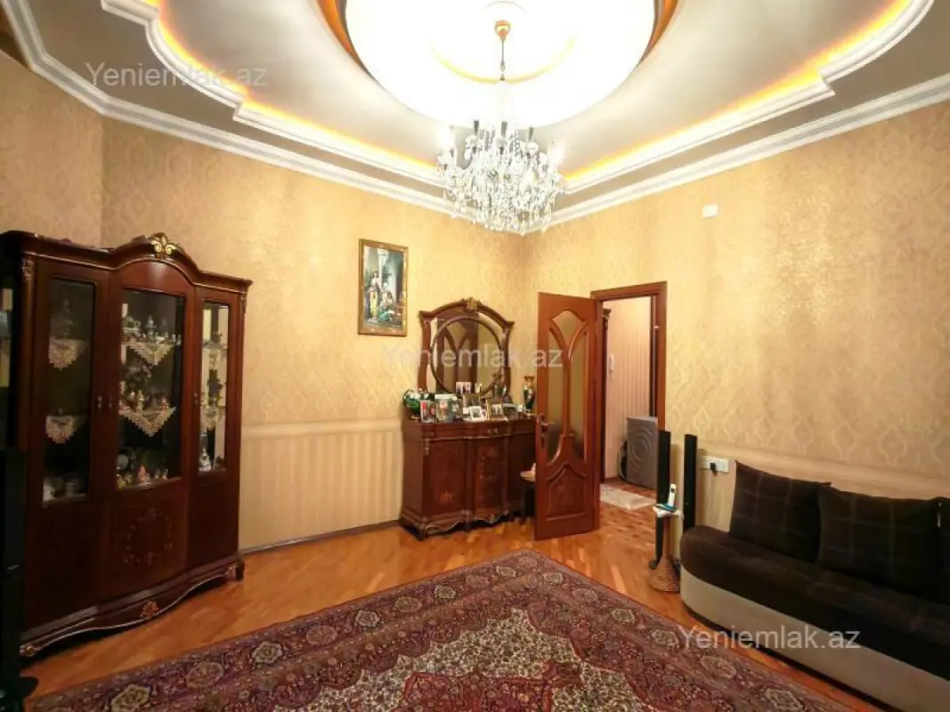 Satılır 3 otaqlı yeni tikili 110 m²