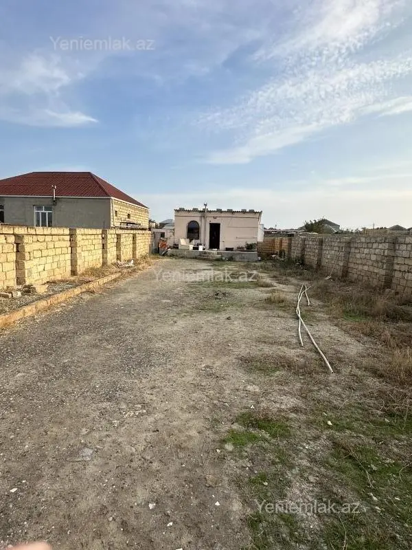 Satılır 2 otaqlı həyət evi 60 m²