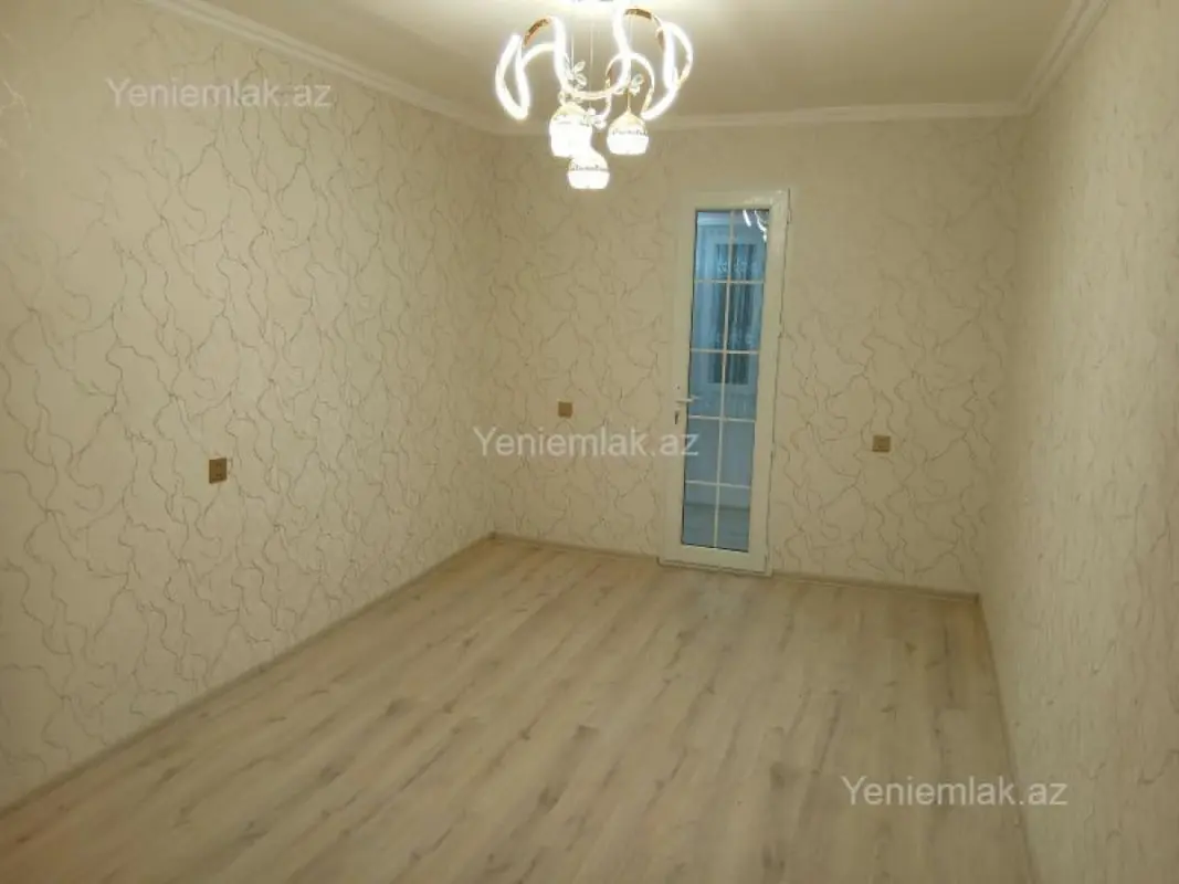 Satılır 1 otaqlı köhnə tikili 20 m²