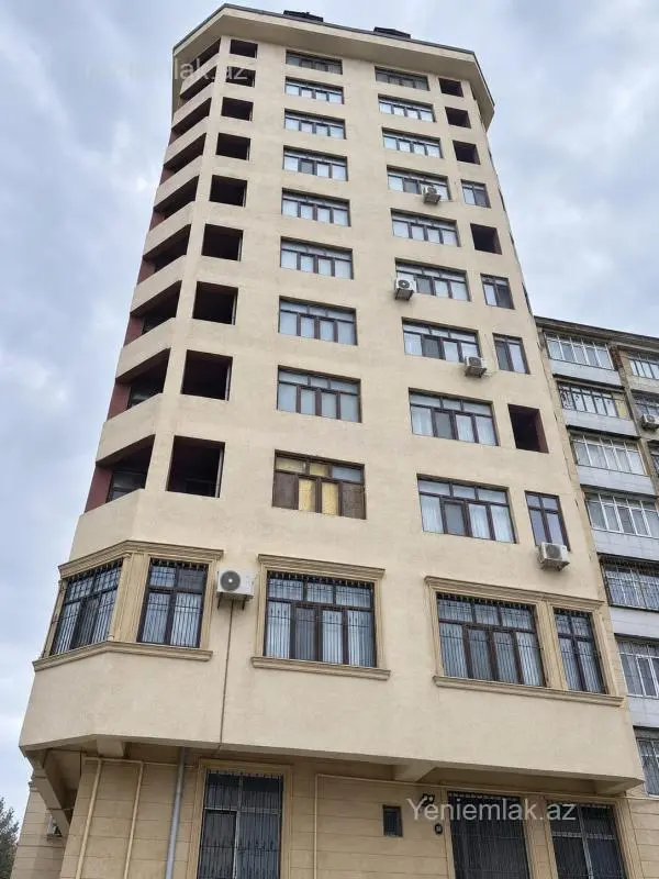 Satılır 3 otaqlı yeni tikili 125 m²
