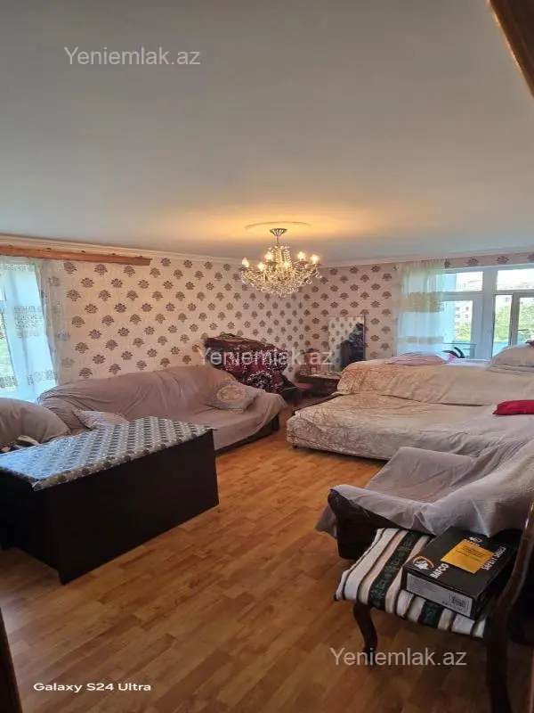 Satılır 2 otaqlı köhnə tikili 65 m²