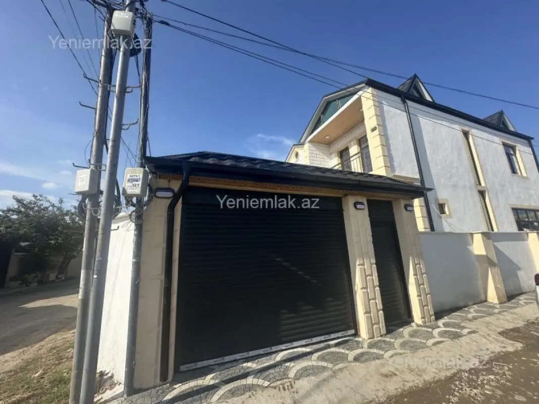 Satılır 4 otaqlı həyət evi 180 m²