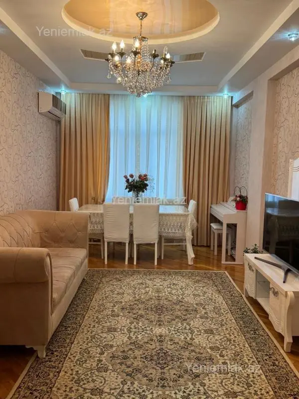 Satılır 3 otaqlı yeni tikili 105 m²