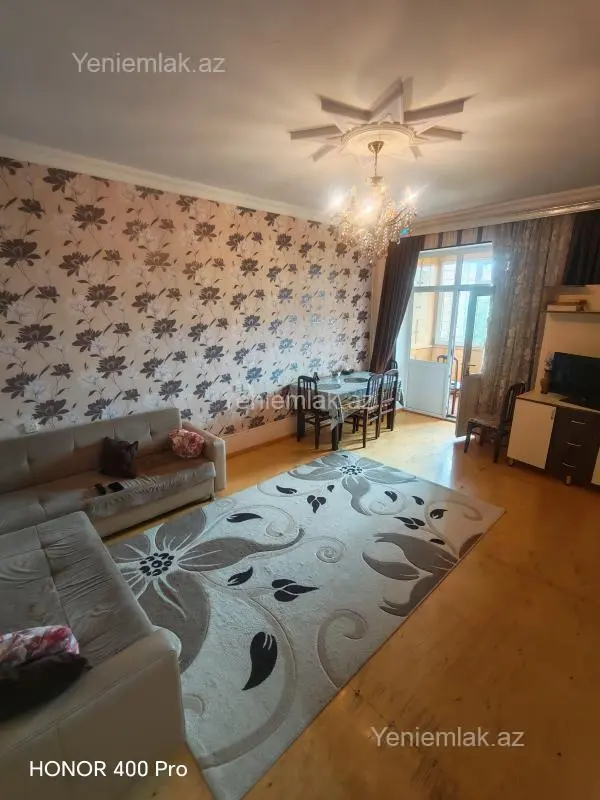 Satılır 3 otaqlı köhnə tikili 78 m²