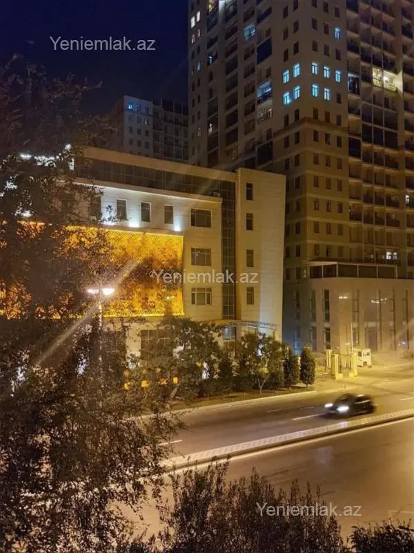 Satılır 2 otaqlı köhnə tikili 50 m²