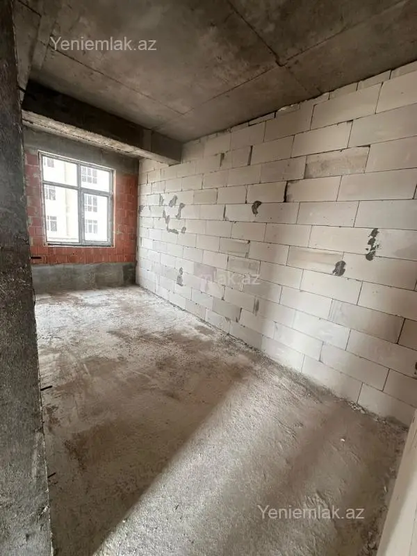 Satılır 3 otaqlı yeni tikili 100 m²